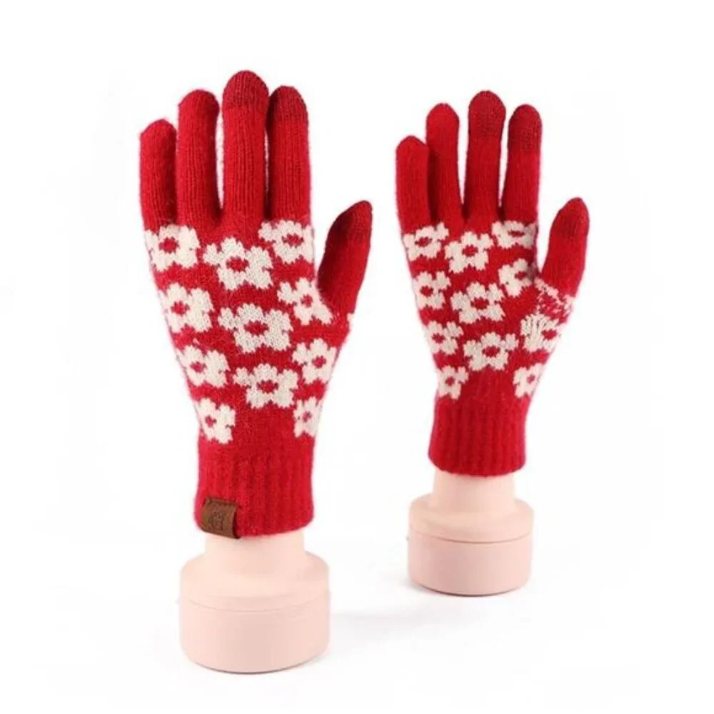 Heart Pattern Knitted Touchscreen Gloves